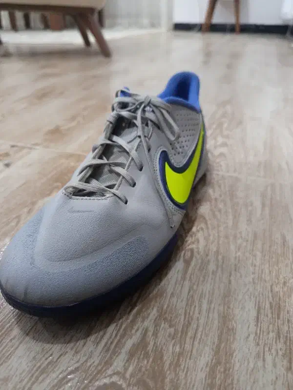 کفش ورزش فوتسال نایک تیمبو اصلی|کیف، کفش، کمربند|مریوان, |دیوار