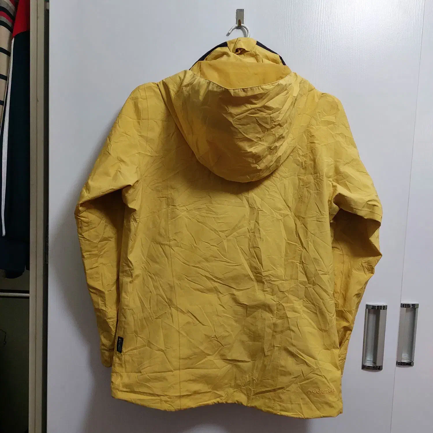 بادگیر گورتکس کلمبیا|لباس|رودهن, |دیوار