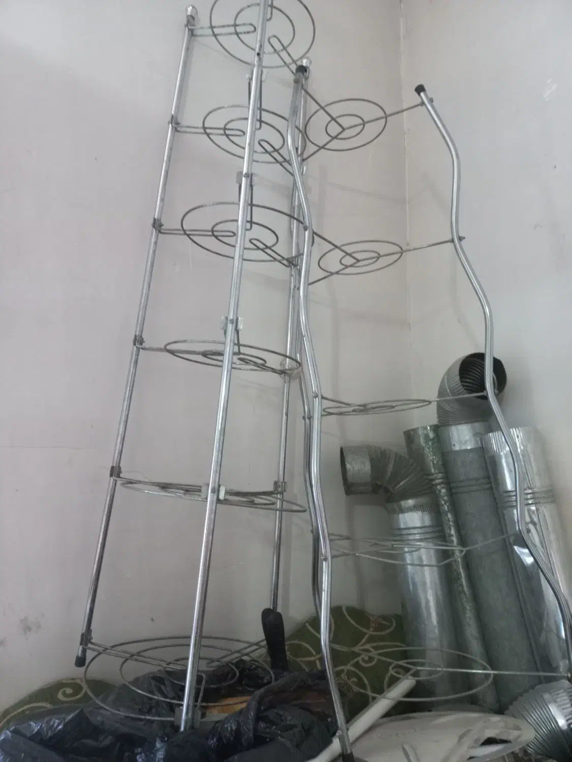 تلویزیون ۱۴ابمیوه گیری اینه شمعدان پایه قابلمه|تلویزیون و پروژکتور|قم, سیدان|دیوار