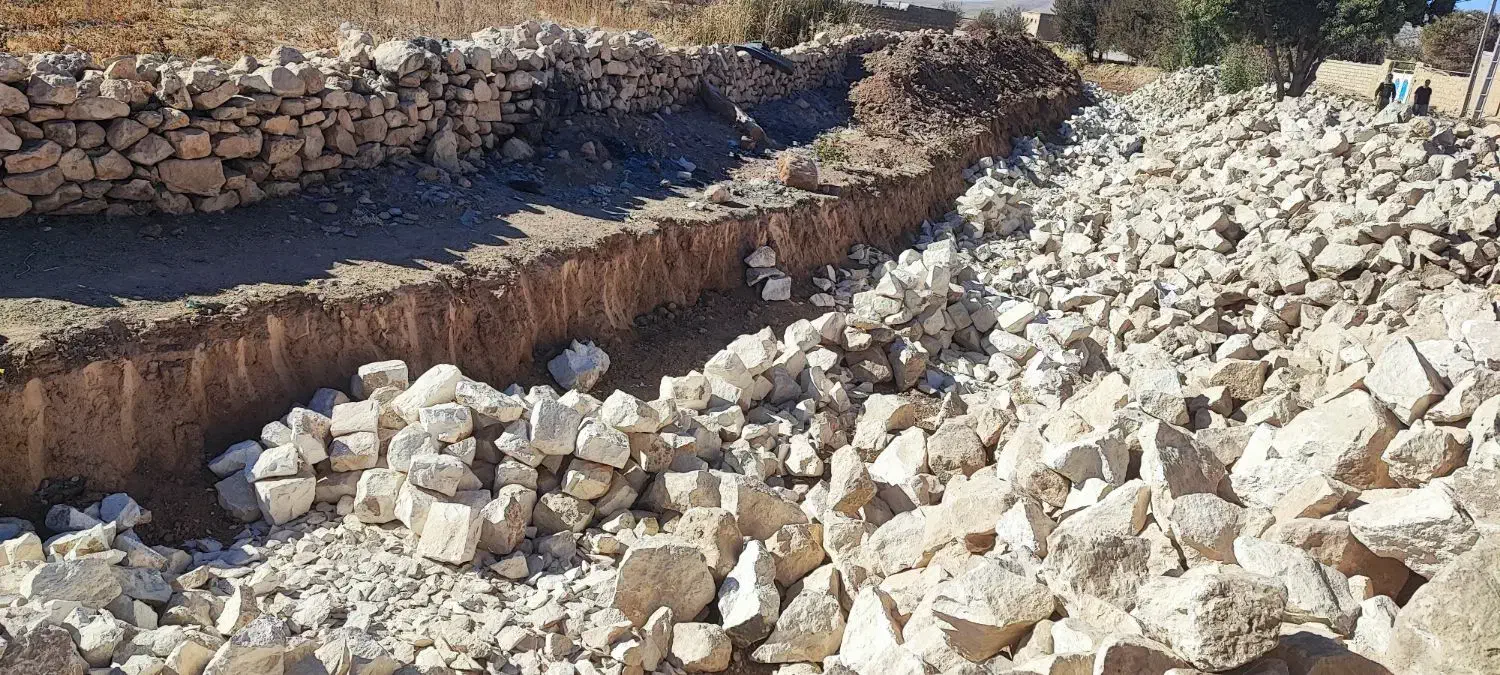 کارگر جهت کار سنگ کاری|استخدام معماری، عمران و ساختمانی|حمیل, |دیوار