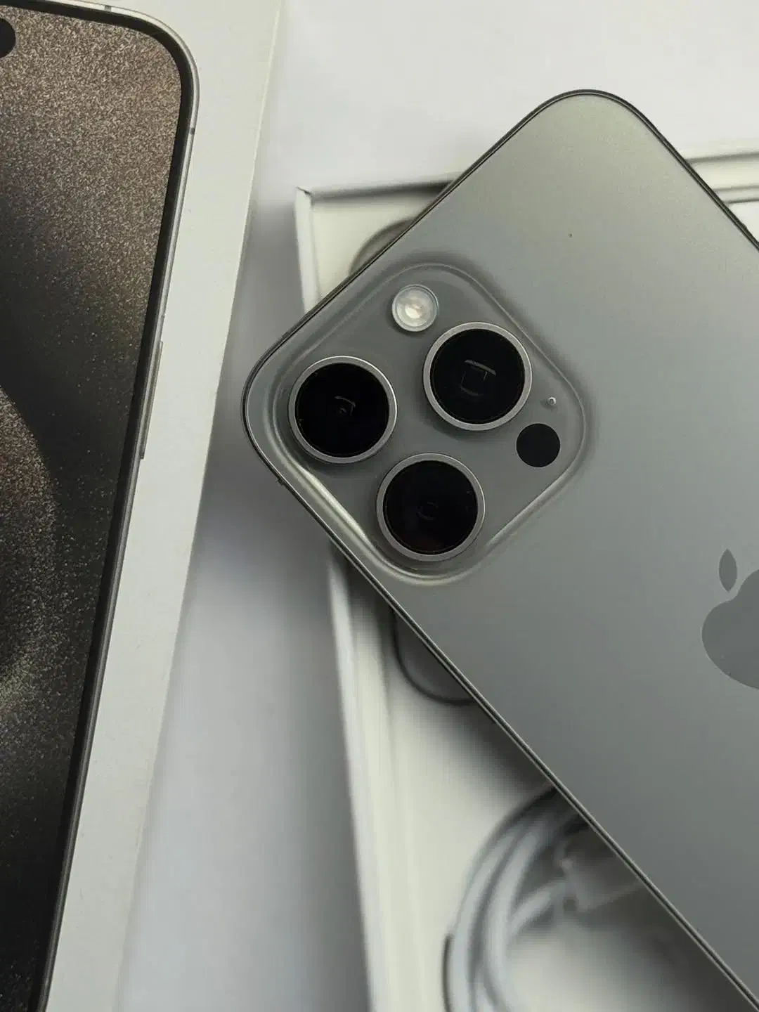 iPhone 15 Pro Max Natural Titanium|موبایل|بوشهر, |دیوار