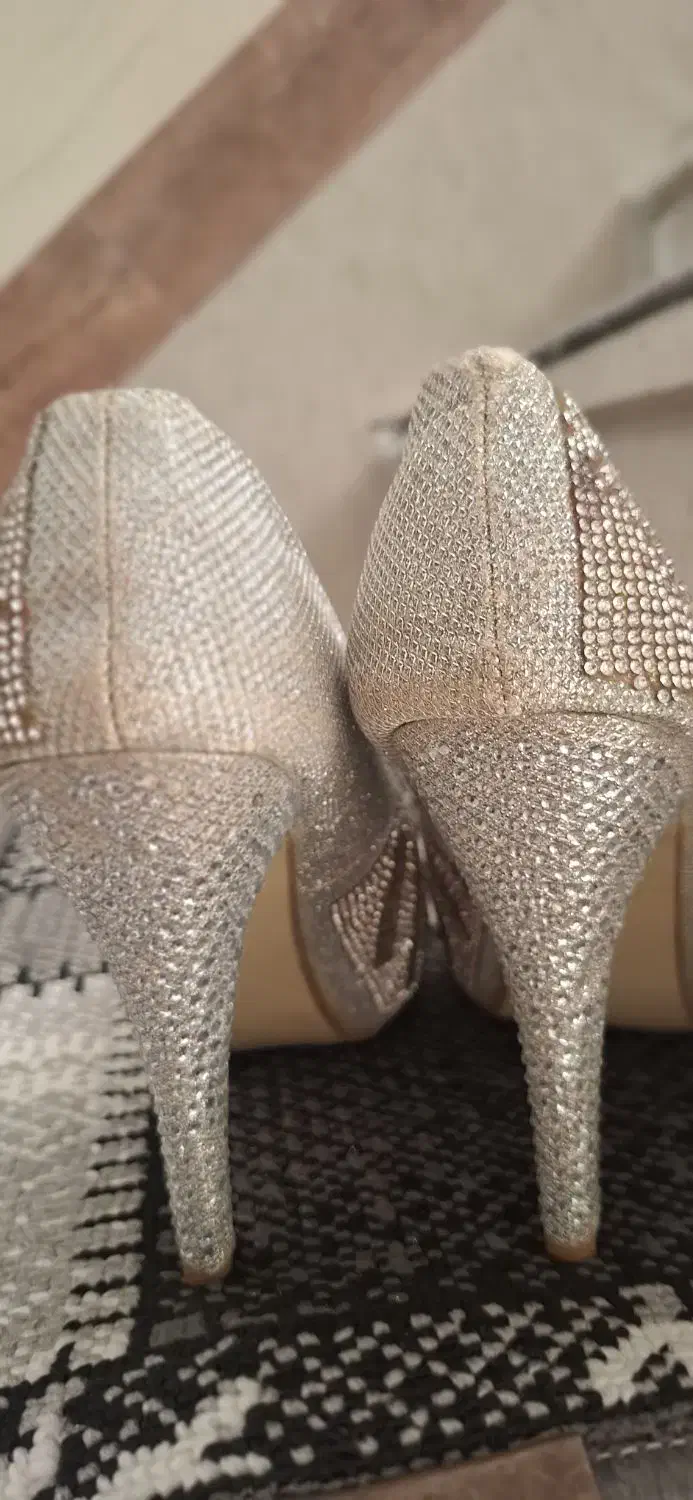 کفش مجلسی پاشنه بلند|کیف، کفش، کمربند|پیشوا, |دیوار