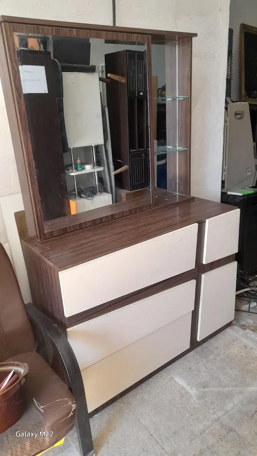 میز ارایشی|مبلمان خانگی و میز عسلی|بهبهان, |دیوار