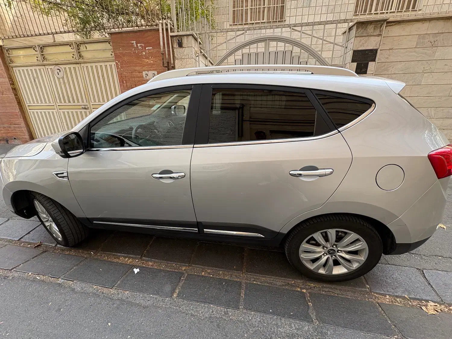 جک اس ۵ کارکرد ۱۰۴ هزارتا|خودرو سواری و وانت|تهران, سیروس|دیوار