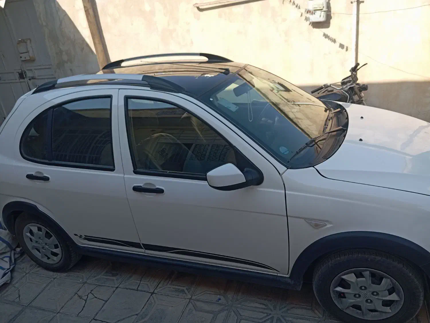 کویک R1402سقف مشکی|خودرو سواری و وانت|نورآباد ممسنی, |دیوار