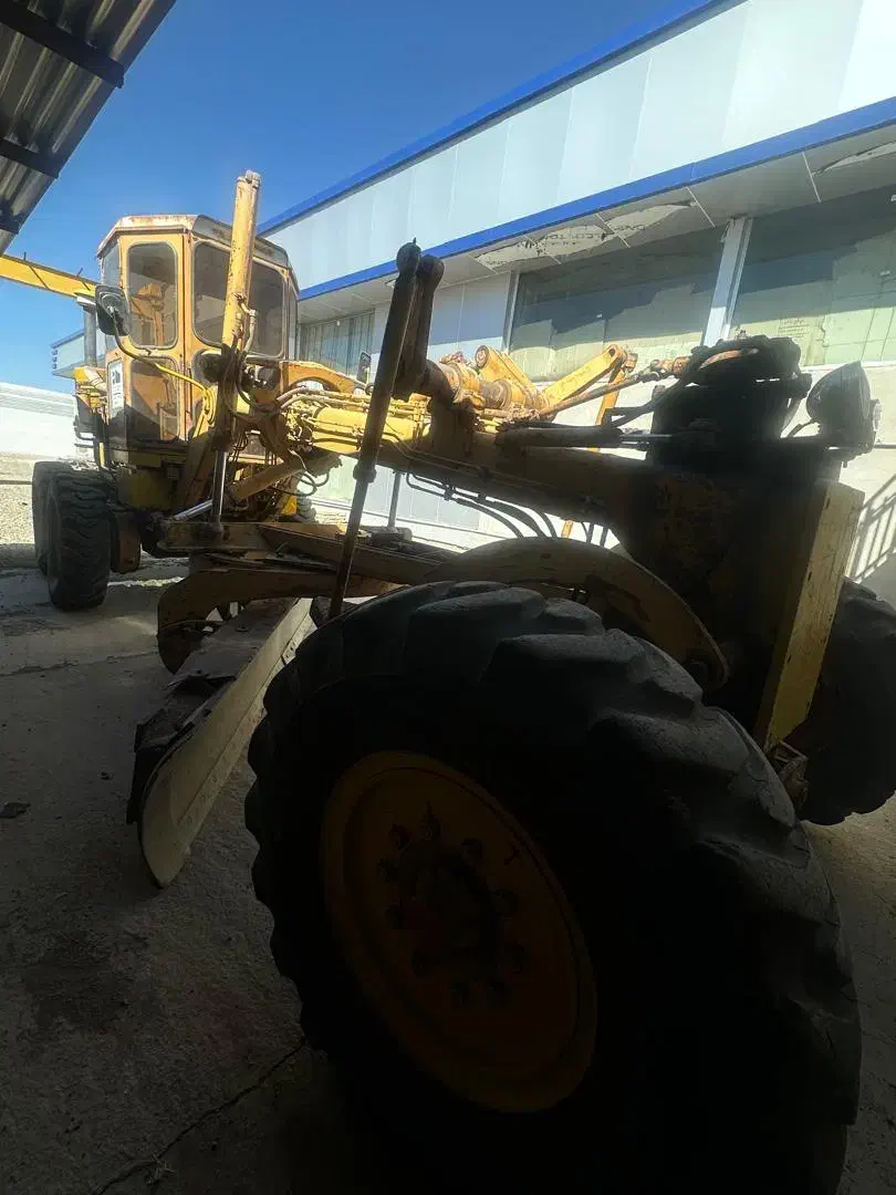 فروش گریدر ار۲|خودرو سنگین|تهران, شهید رجایی|دیوار