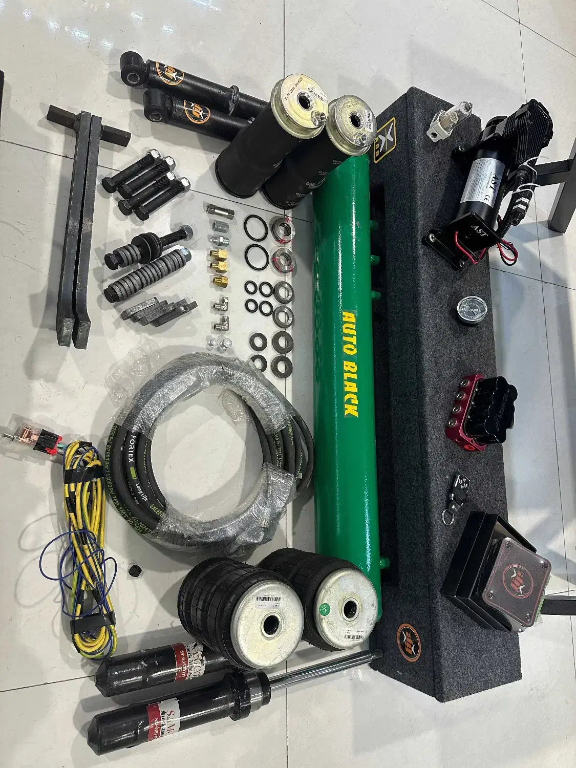 پنوماتیک جفت موتور پژو|قطعات یدکی و لوازم جانبی|خمینی‌شهر, |دیوار