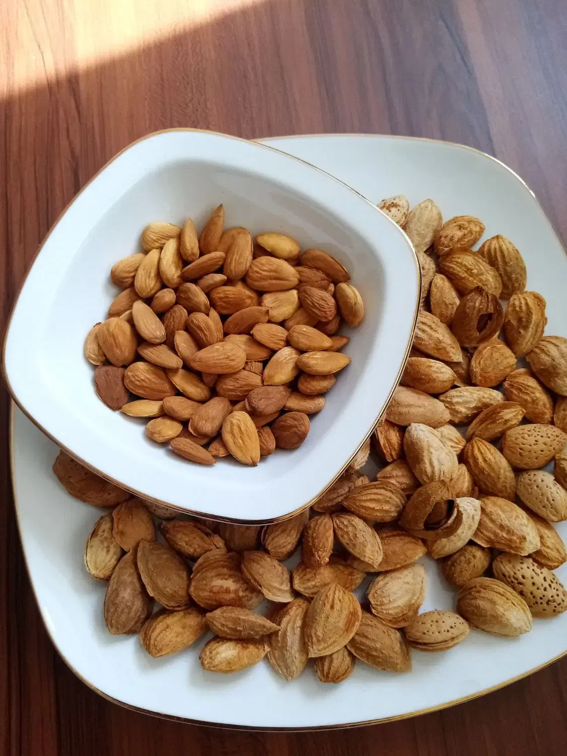 بادام پوست کاغذی منقا|خوردنی و آشامیدنی|شیراز, شهرک فرهنگیان|دیوار