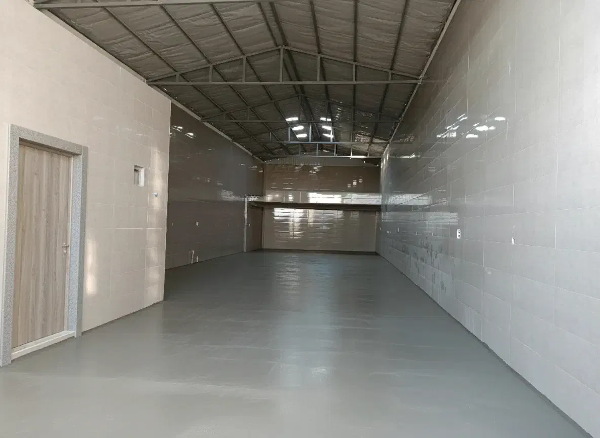 سوله ۳۰۰ متری مبارک آباد (انبار یا کارگاه بهداشتی)|اجارهٔ دفتر صنعتی، کشاورزی، تجاری|قم, تعویض پلاک|دیوار