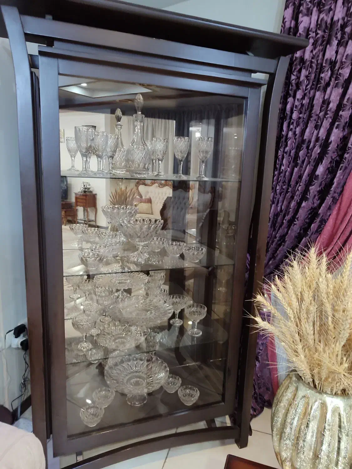 چوب گردو|بوفه، ویترین، کنسول|کرج, شهرک بهارستان|دیوار