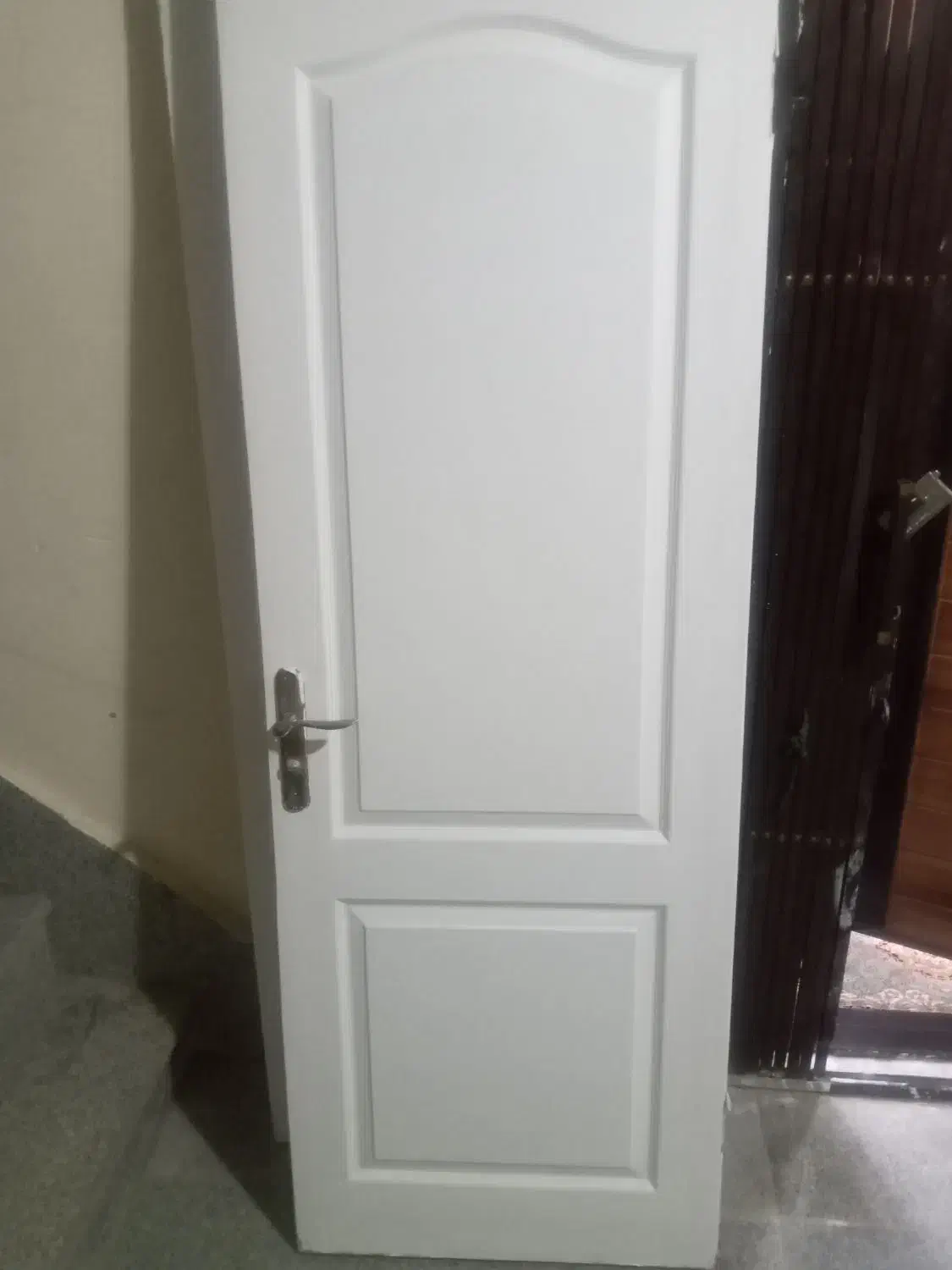 دو عدد درب|مصالح و تجهیزات ساختمان|چهارباغ, |دیوار