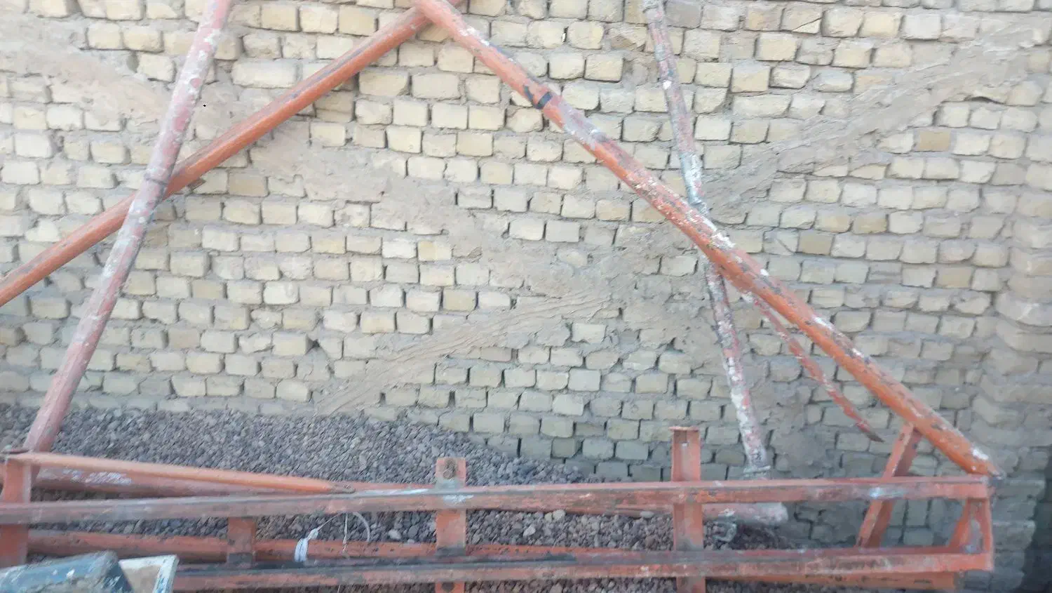 ریل وپایه و ۲ عدد سطل بالابر|مصالح و تجهیزات ساختمان|مشهد, ولیعصر (شهرک غرب)|دیوار