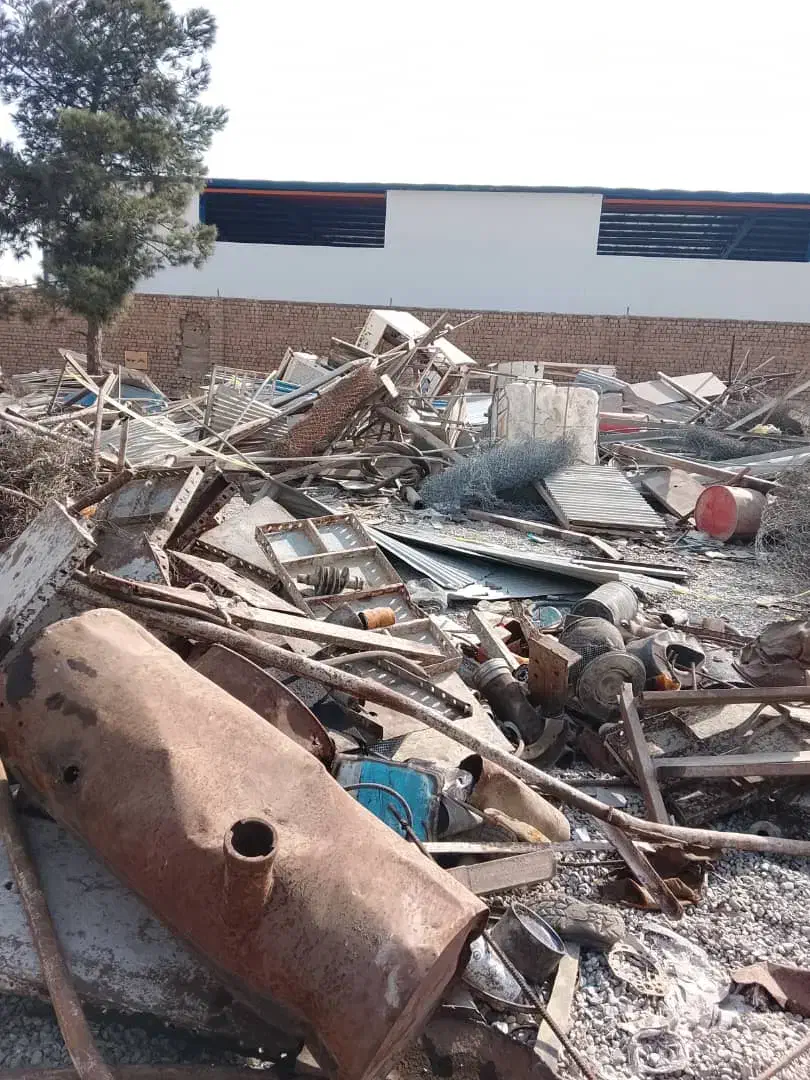 خرید خریدار ضایعات آهن چدن درب پنجره وغیره|عمدهفروشی|تهران, جمهوری|دیوار