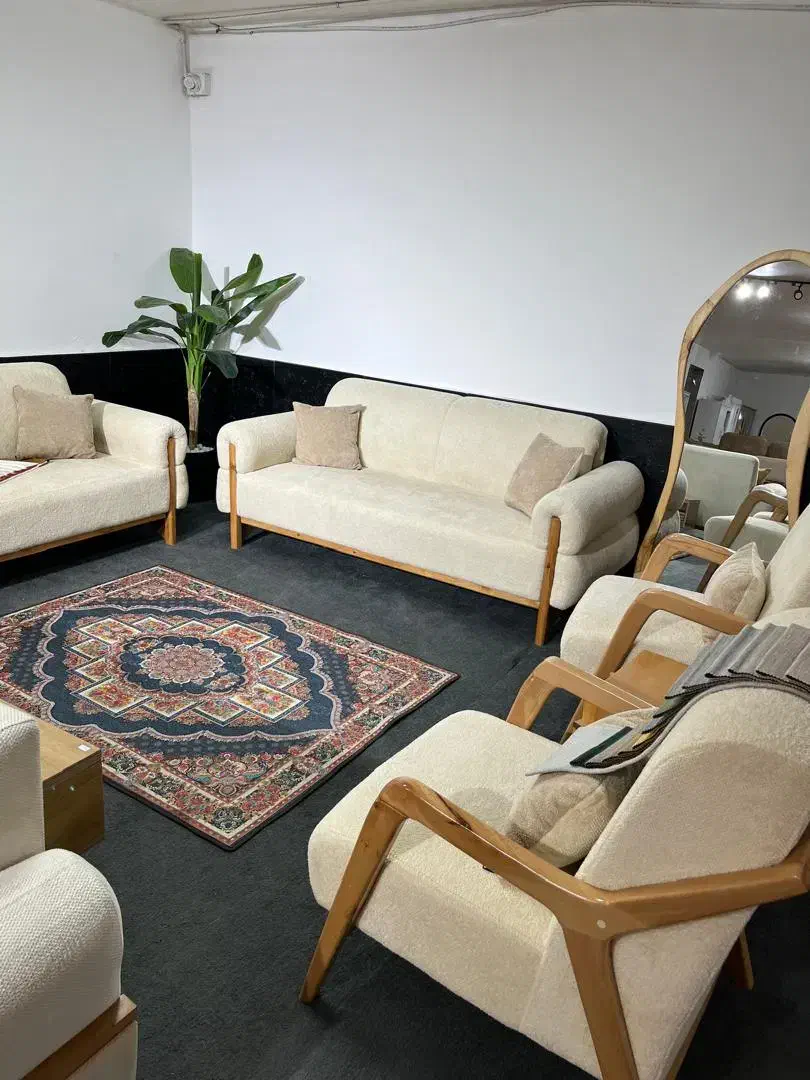 مبل فلورانس|مبلمان خانگی و میز عسلی|صدرا-فارس, فاز ۱|دیوار