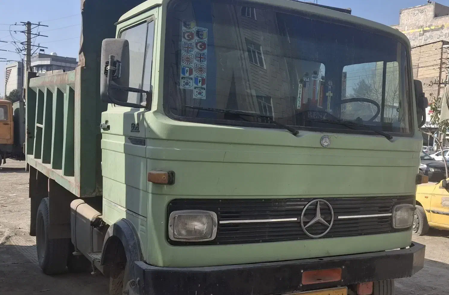 خاور کمپرسی 608 مدل 74|خودرو سنگین|نسیم‌شهر, |دیوار