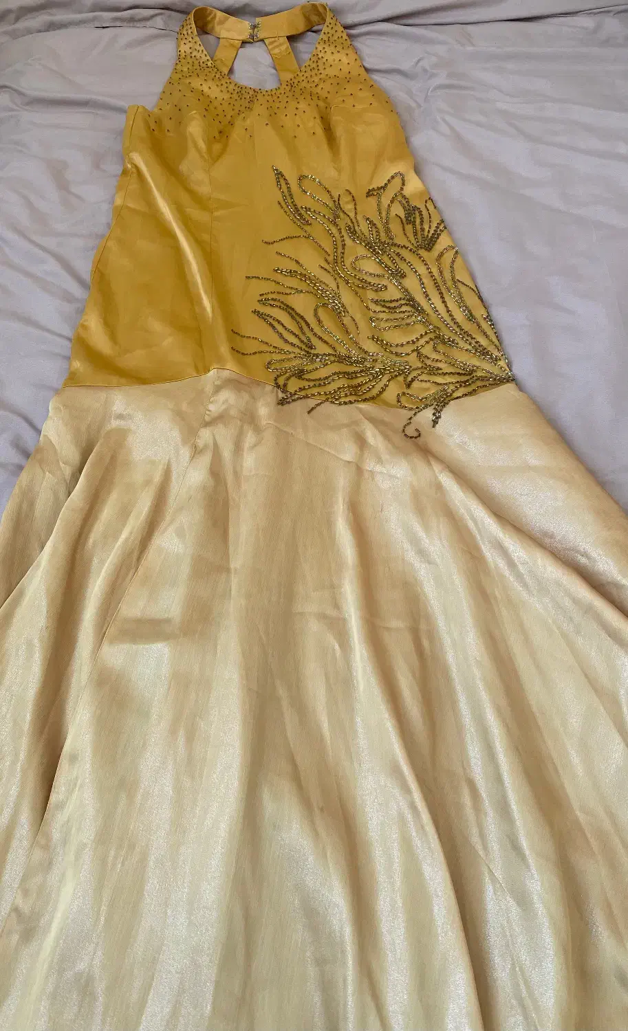 پیراهن ماکسی|لباس|شاهین‌شهر, عطار|دیوار