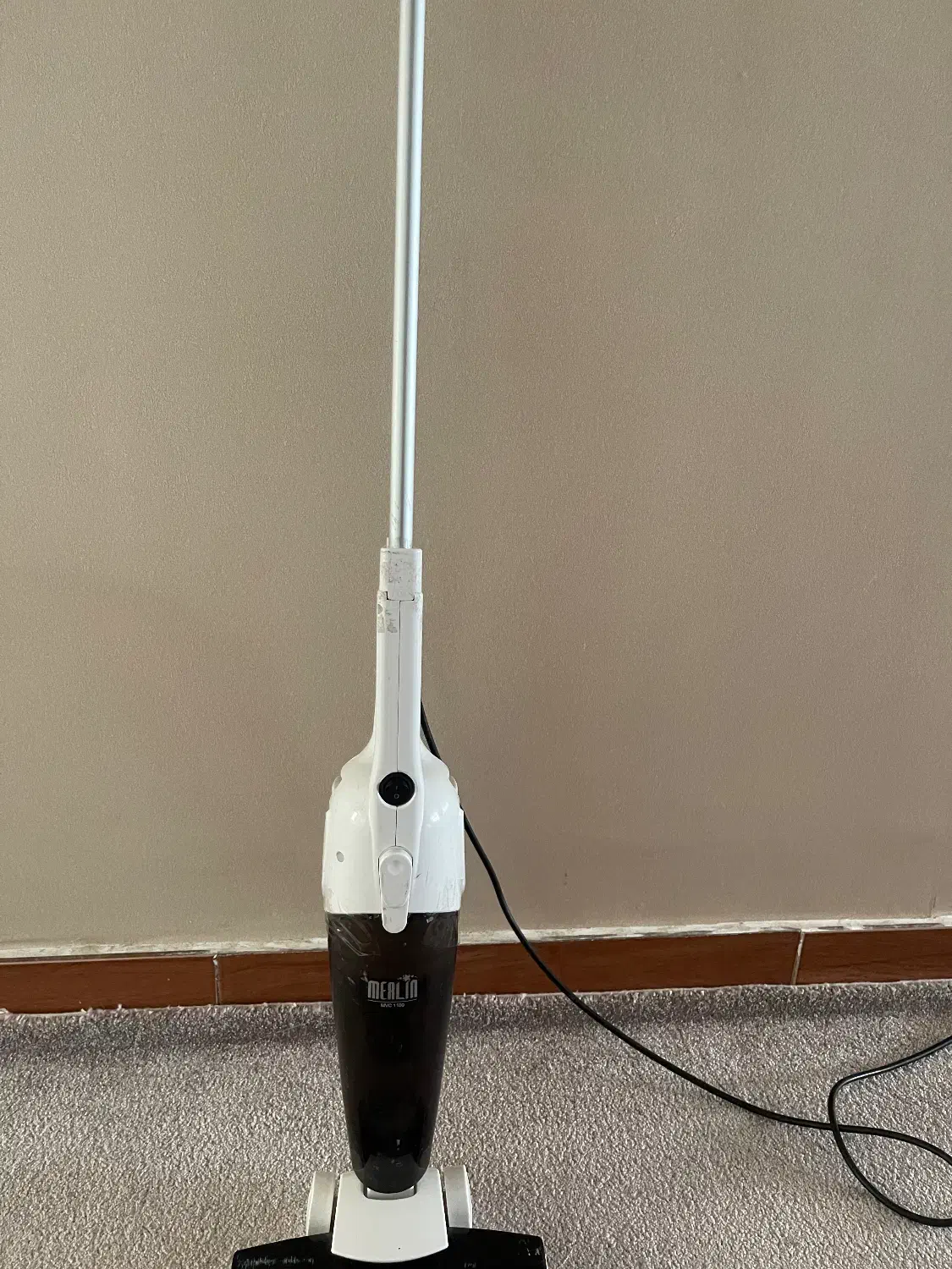 جاروبرقی عصایی|جاروبرقی، جارو شارژی، بخارشو|رشت, کوی عرفان|دیوار