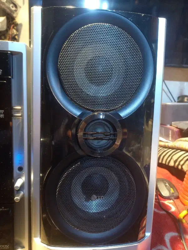 LG مدلKR-2550DV|سیستم صوتی خانگی|نسیمشهر, |دیوار