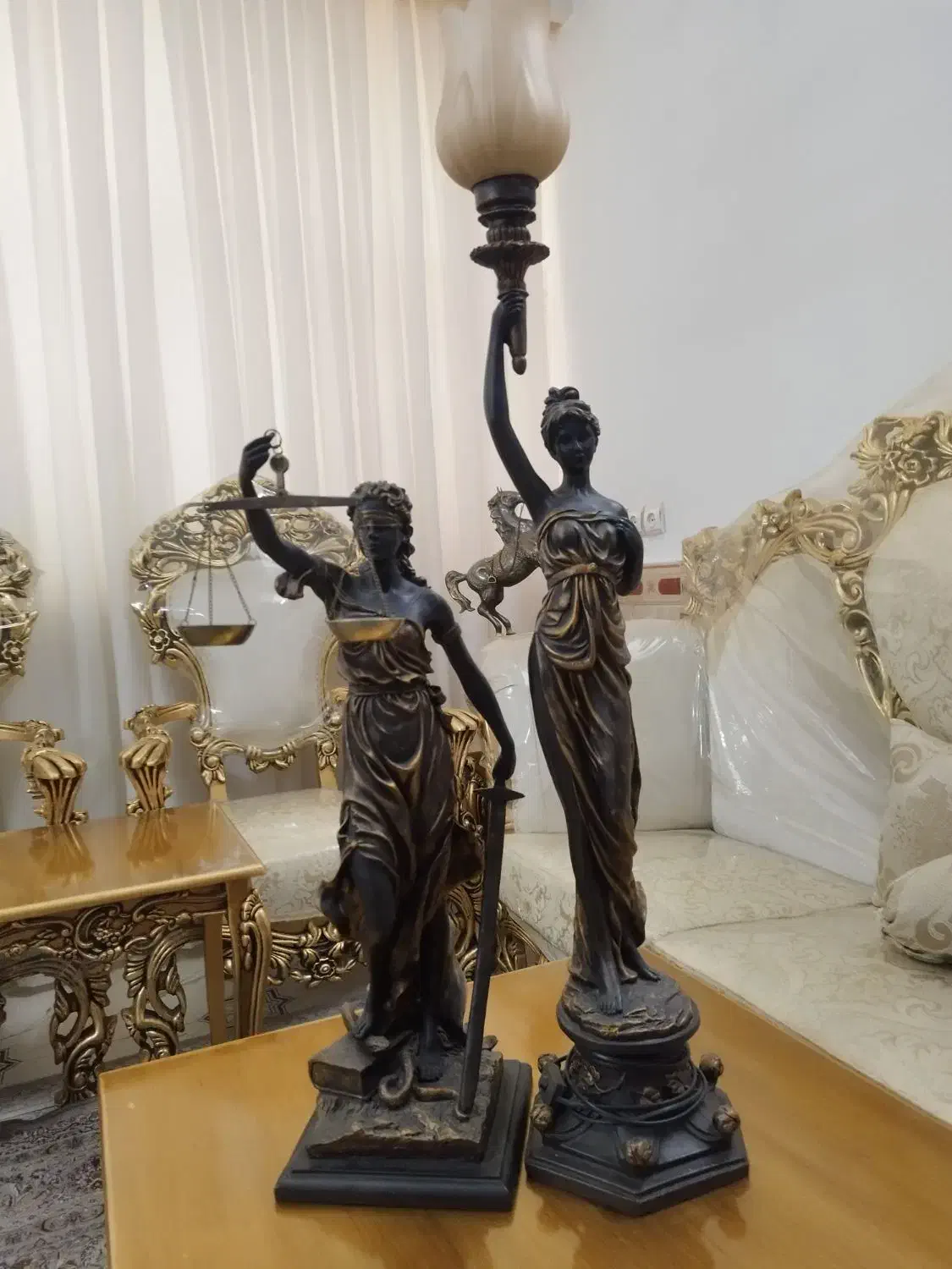 مجسمه عدل و عدالت|مجسمه، تندیس، ماکت|ورامین, ورامین|دیوار