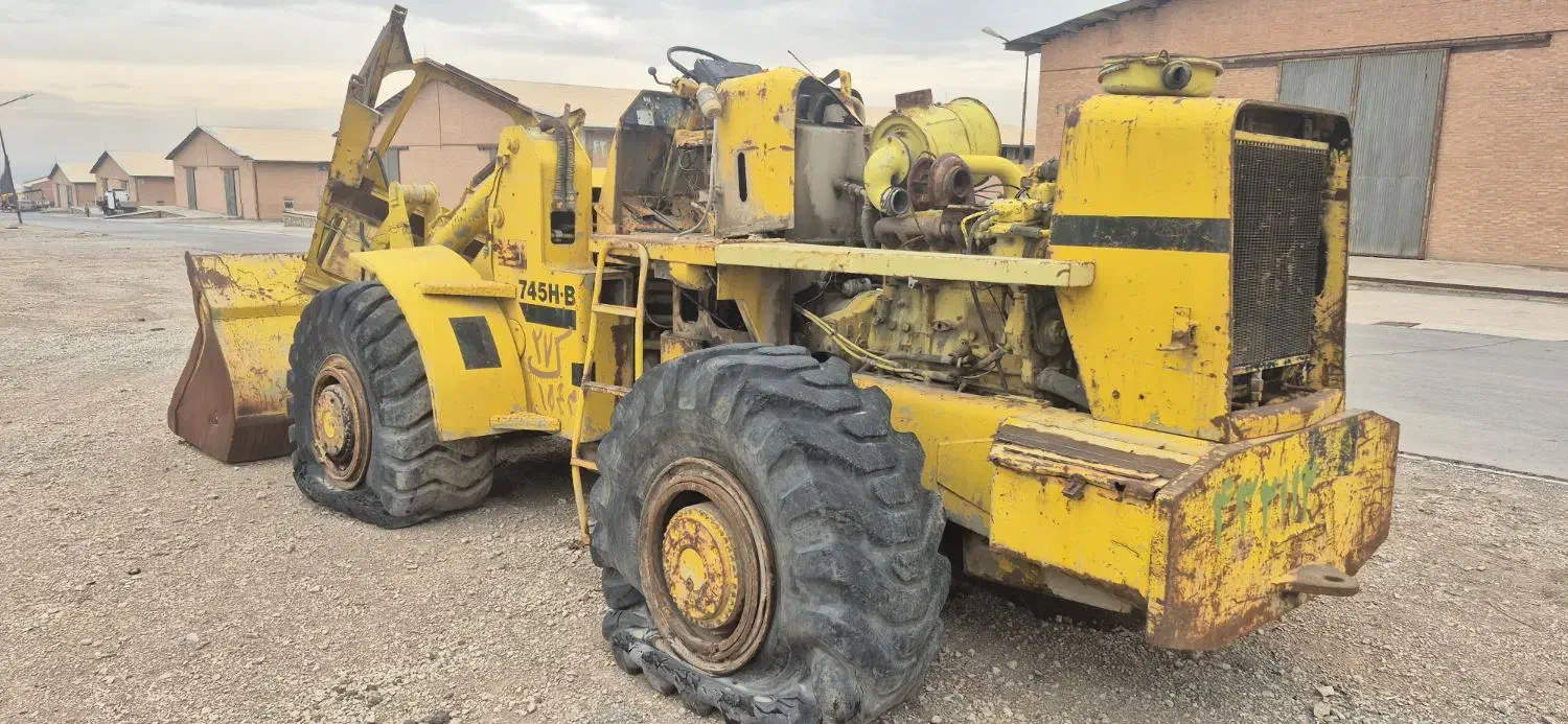 لودر 745HB|خودرو سنگین|خمینی‌شهر, |دیوار