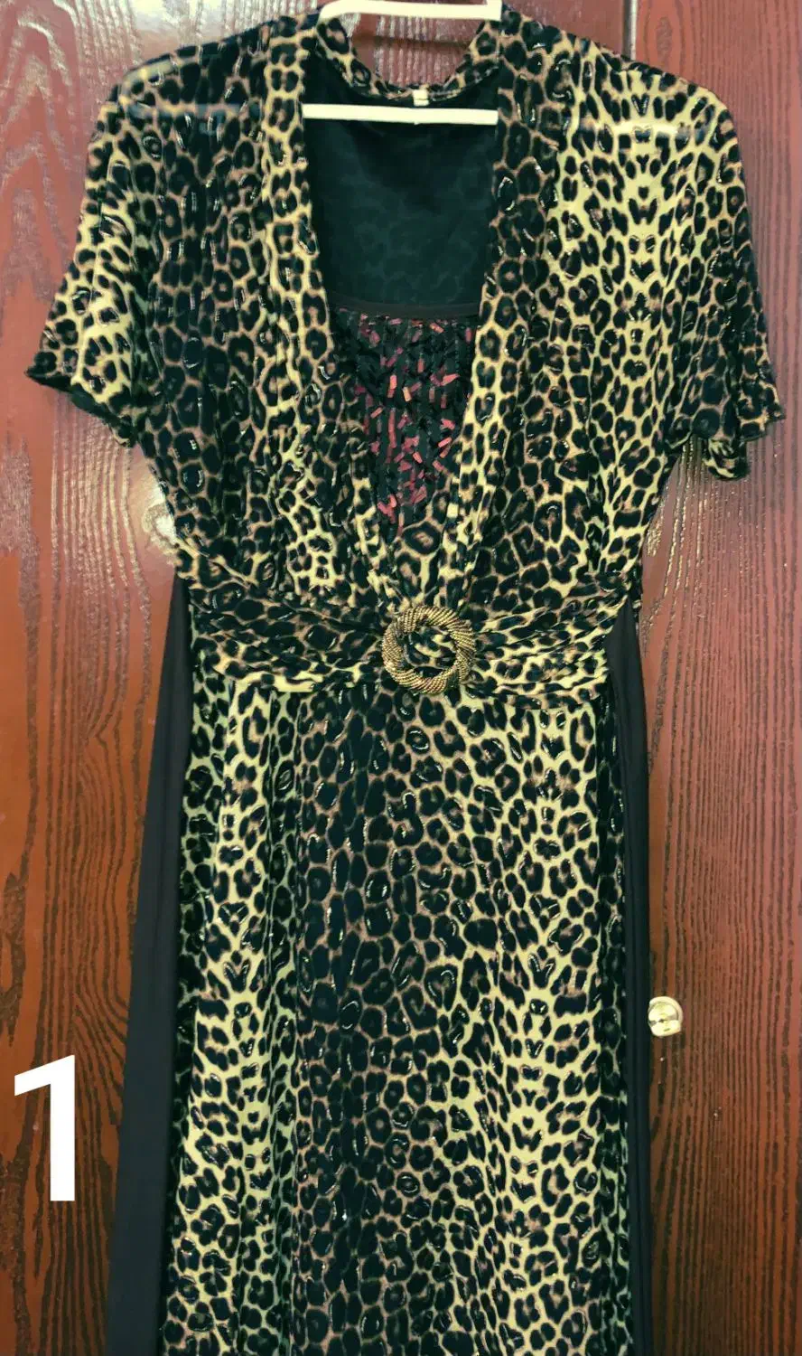 لباس زنانه|لباس|یزد, |دیوار