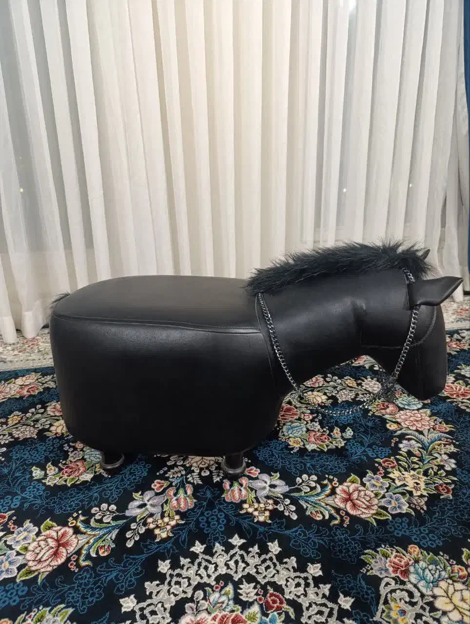 پاف|صندلی و نیمکت|پردیس, فاز ۴|دیوار