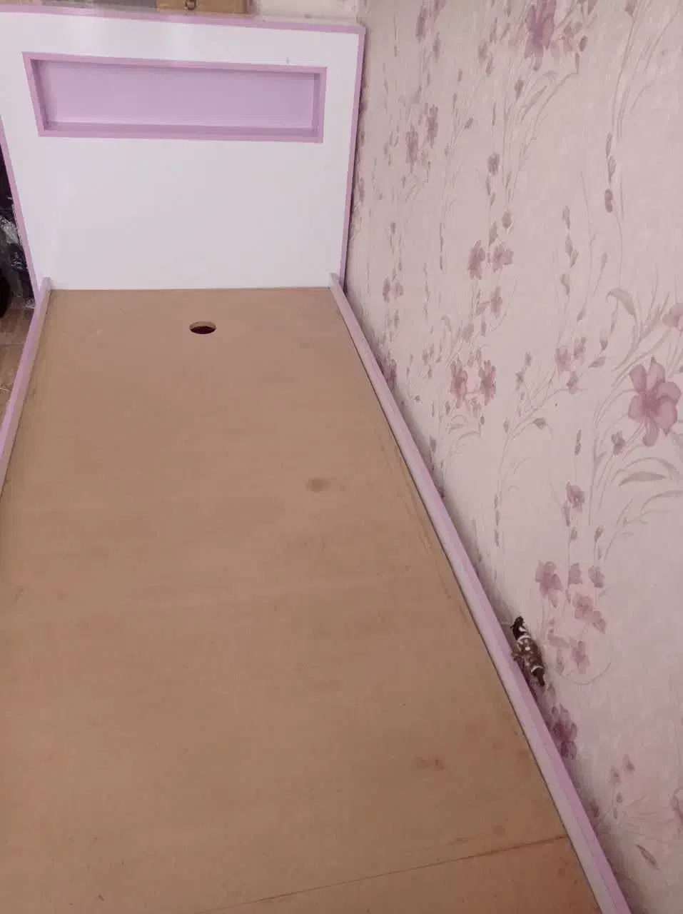 وسایل منزل|تخت و سرویس خواب|قرچک, زیبا شهر|دیوار