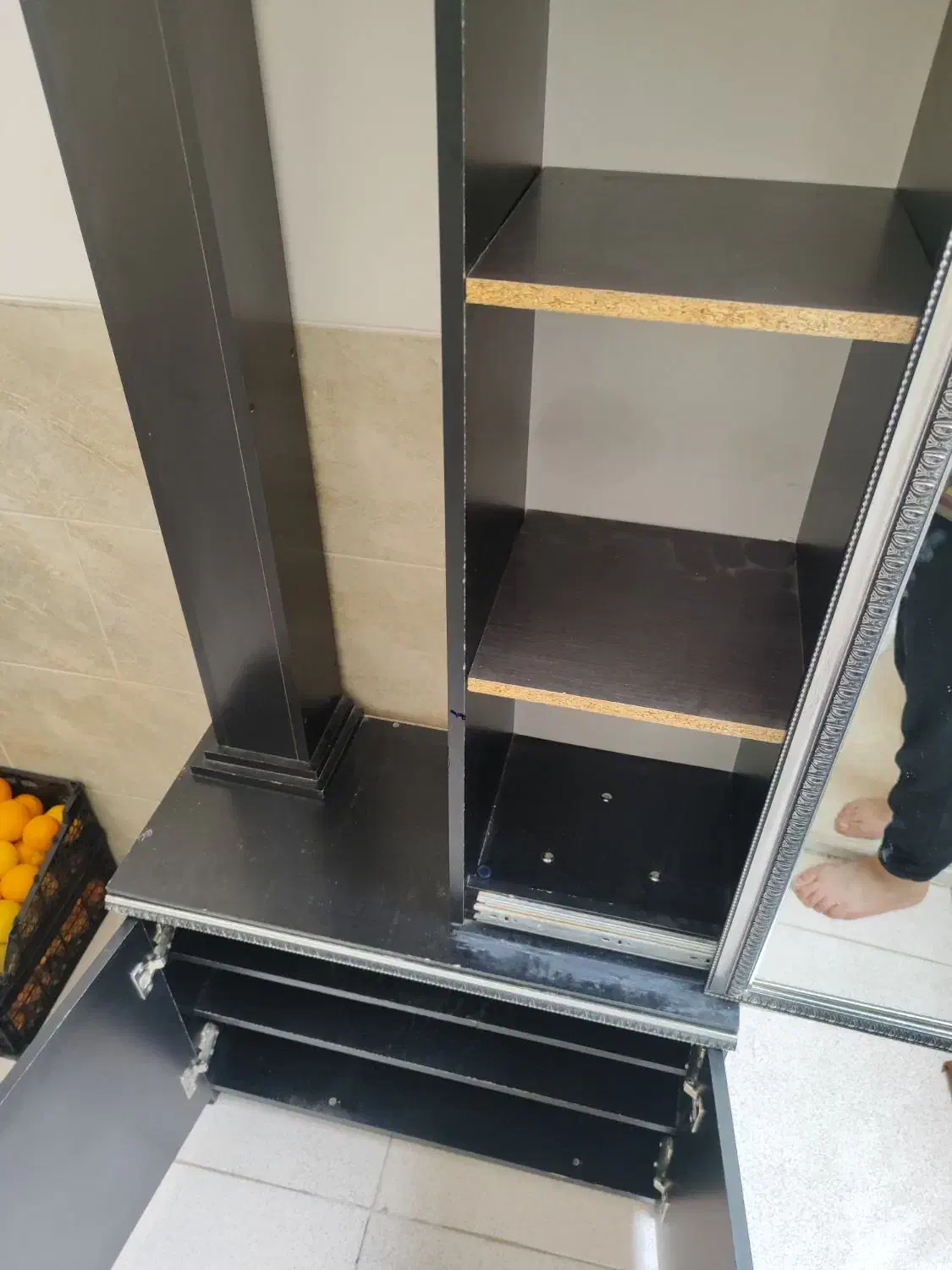 جاکفشی ایستاده|جاکفشی، کمد، دراور|اشکذر, |دیوار