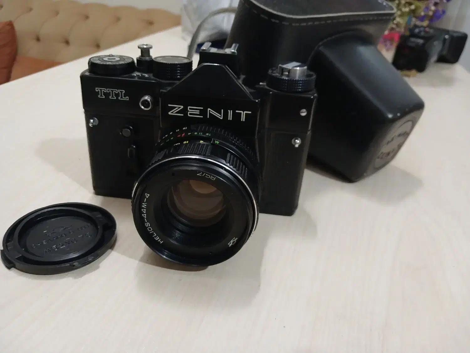 دوربین کلاسیک Zenit TTL ساخت شوروی با لنز|دوربین عکاسی و فیلمبرداری|ملارد, |دیوار