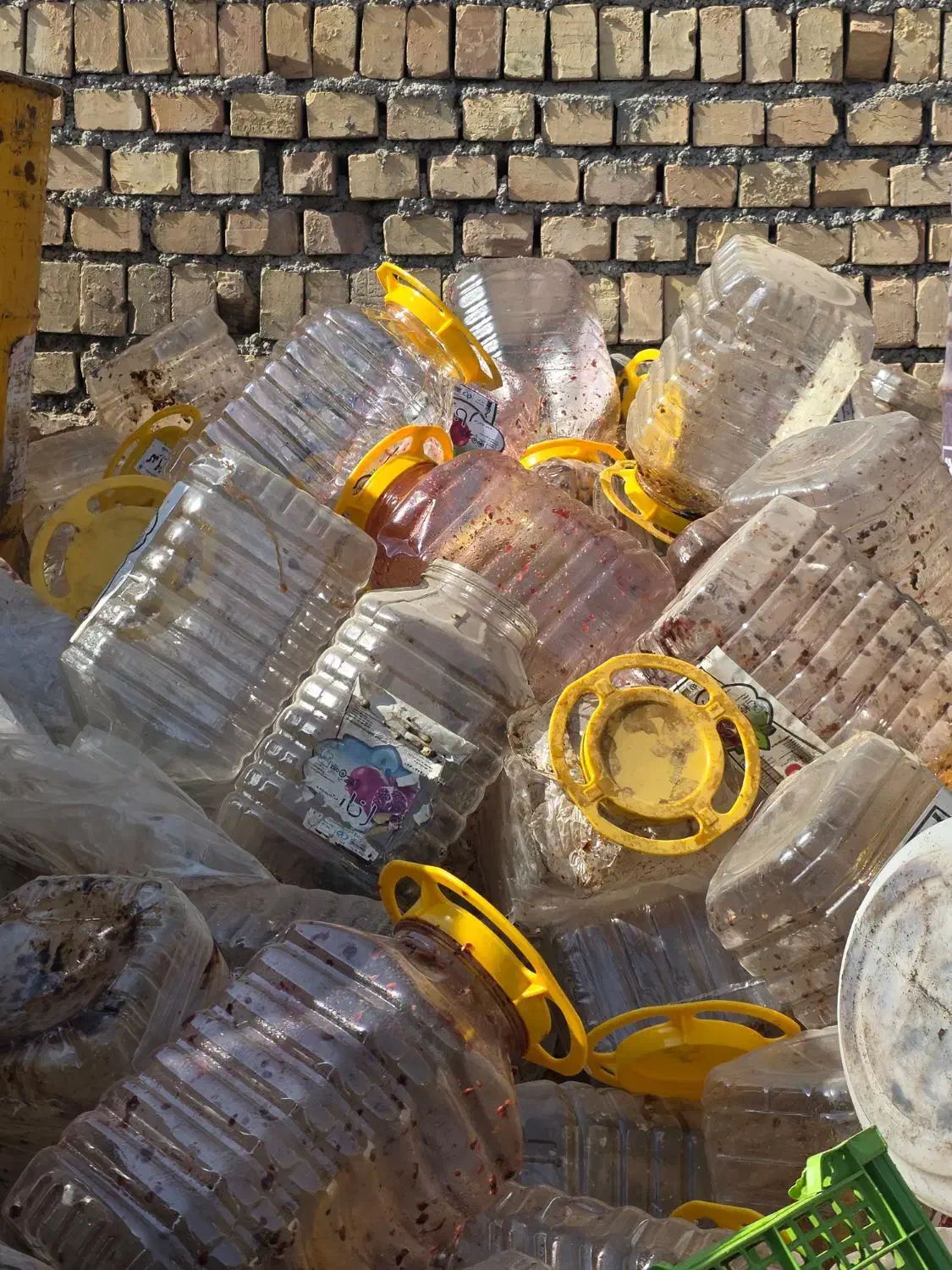 فروش پت پلاستیکی درب دار|ظروف نگهدارنده، پلاستیکی، یک‌بارمصرف|پیشوا, |دیوار