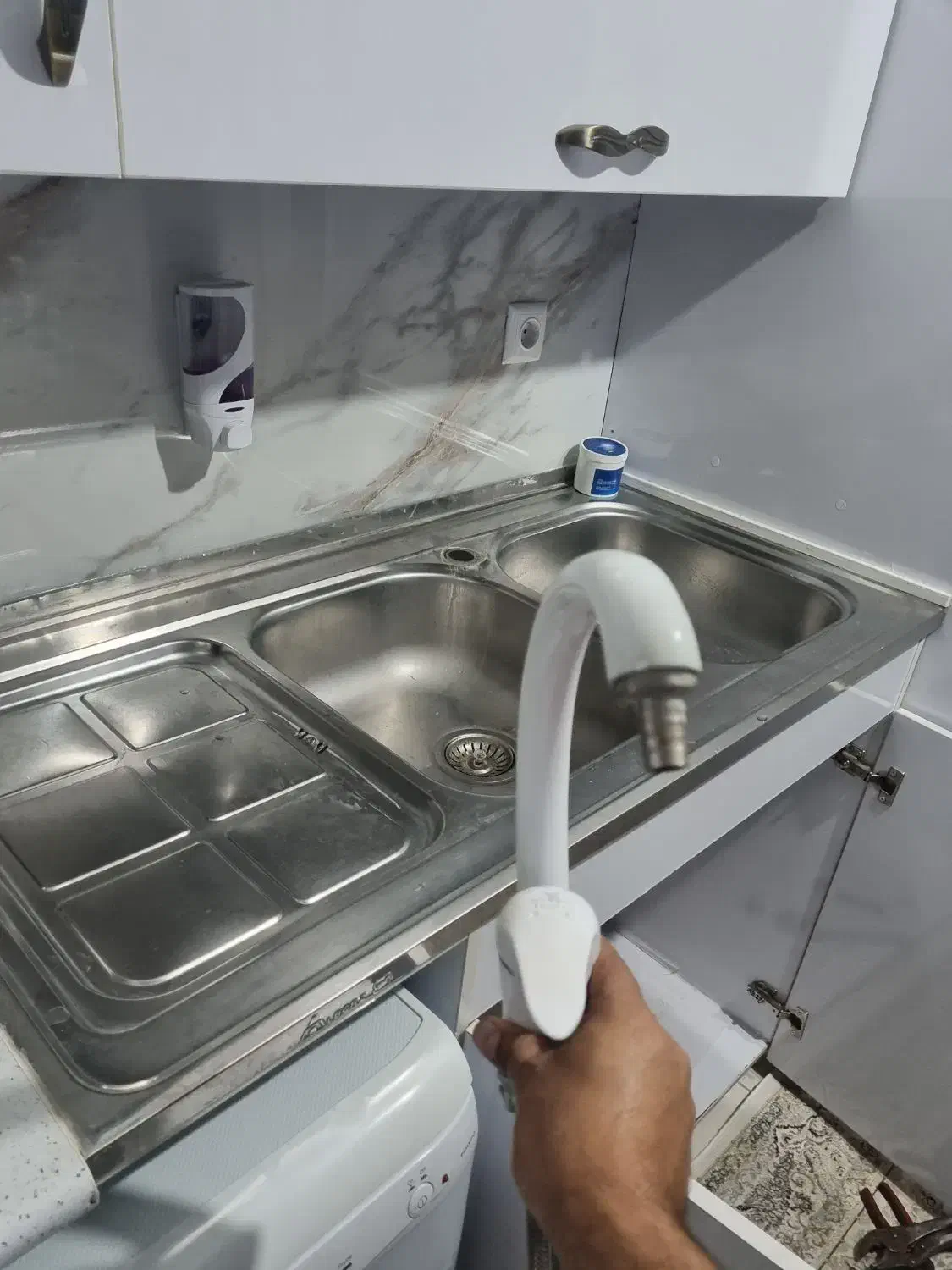 شیر ظرفشویی و سینک|لوازم سرویس بهداشتی|مهاباد (آذربایجان غربی), |دیوار