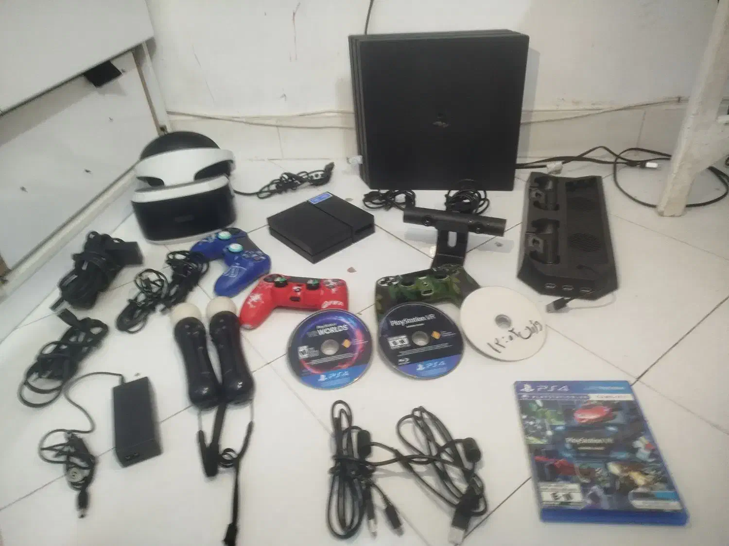 PS4 pro همراه vr معاوضه با ps5 هم دارم|کنسول، بازی ویدئویی و آنلاین|اسلام‌شهر, شهرک قائمیه|دیوار