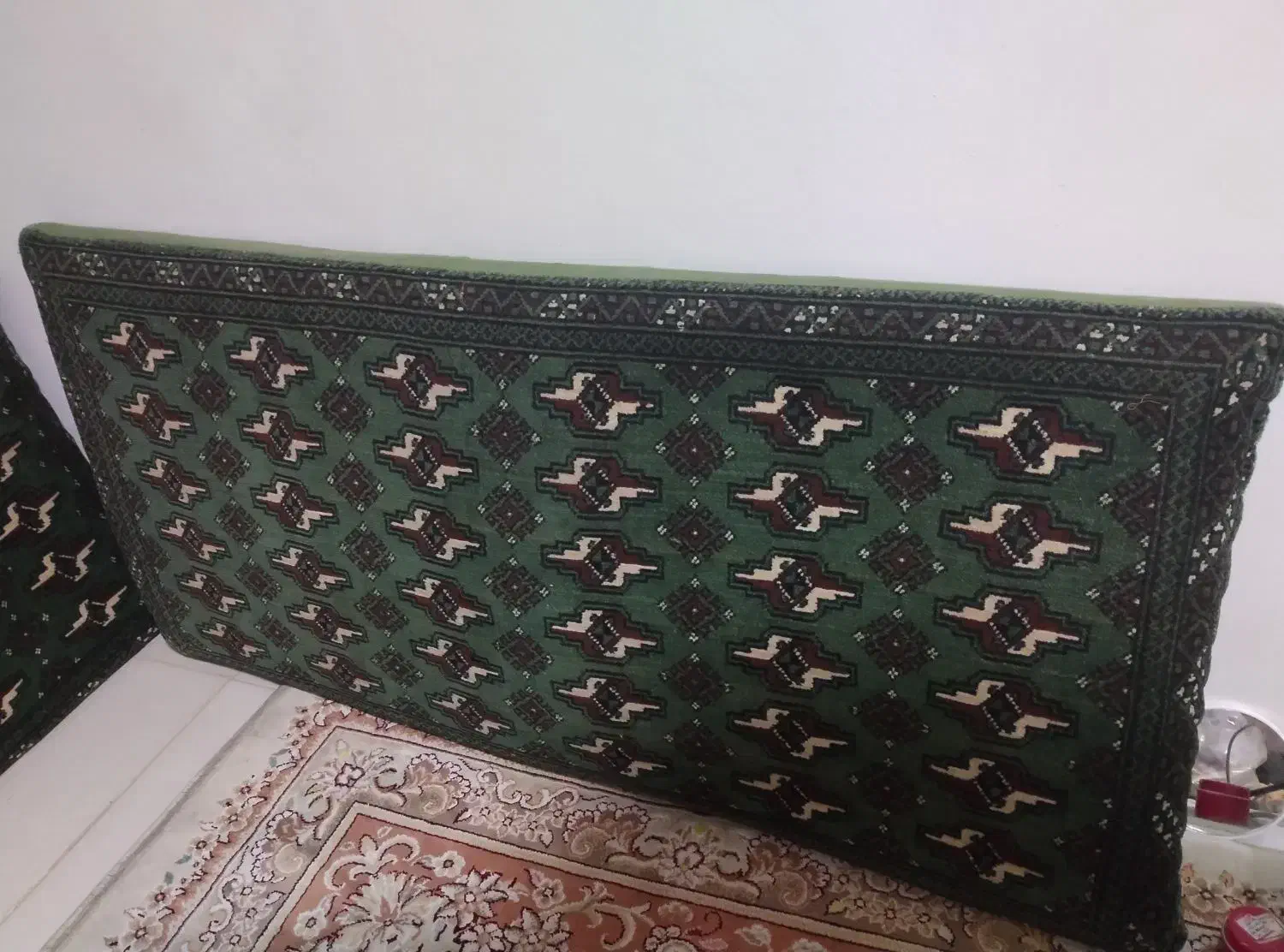 پشتی|پشتی|پردیس, فاز ۸|دیوار