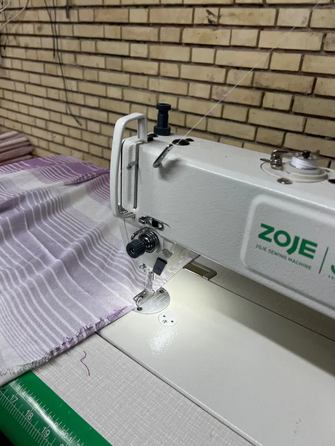 نیاز مند چند خانم خیاط چرخ دمتو|استخدام صنعتی، فنی، مهندسی|یزد, |دیوار