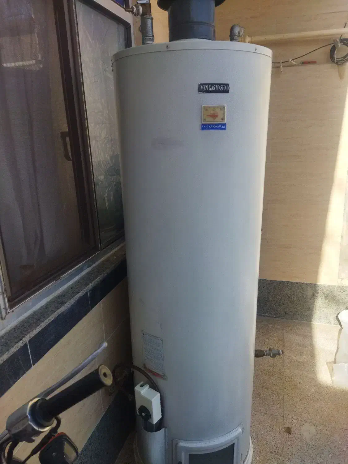 ابگرمکن ایستاده|آبگرمکن، پکیج، شوفاژ|درگزین, |دیوار