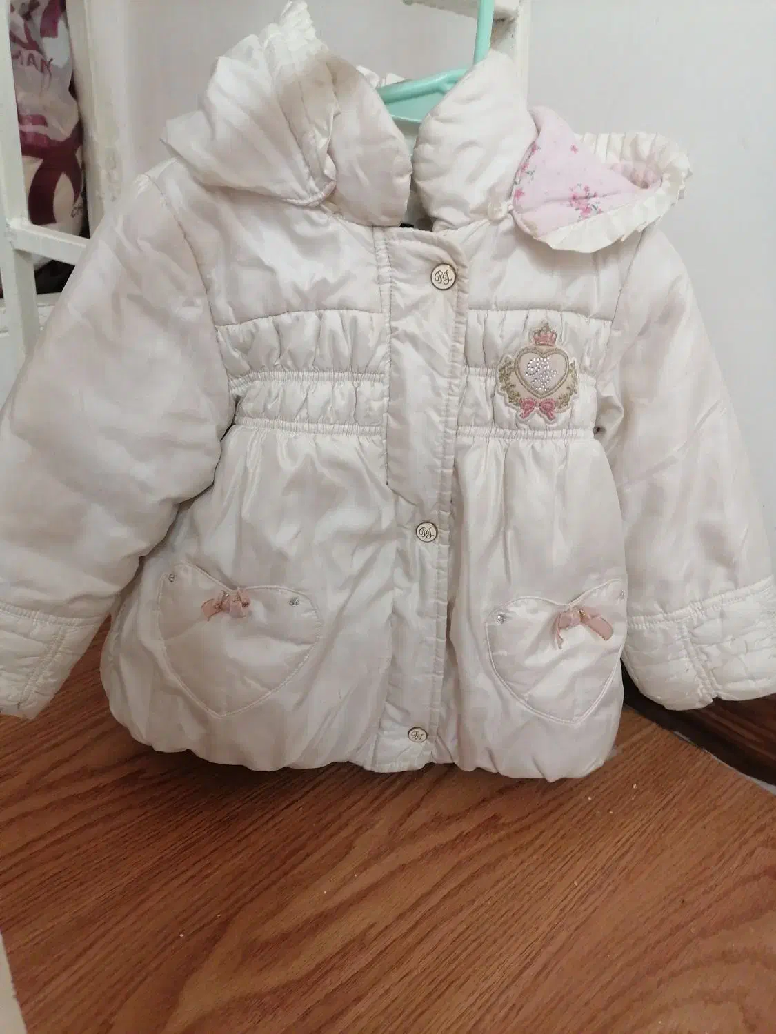 دوعدد کاپشن دخترانه|کفش و لباس بچه|شیراز, سلطان آباد|دیوار