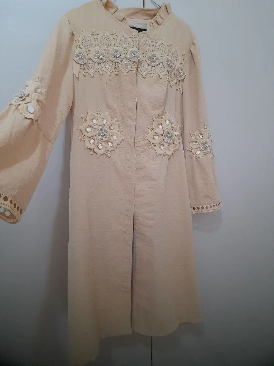 مانتو|لباس|دهلران, |دیوار