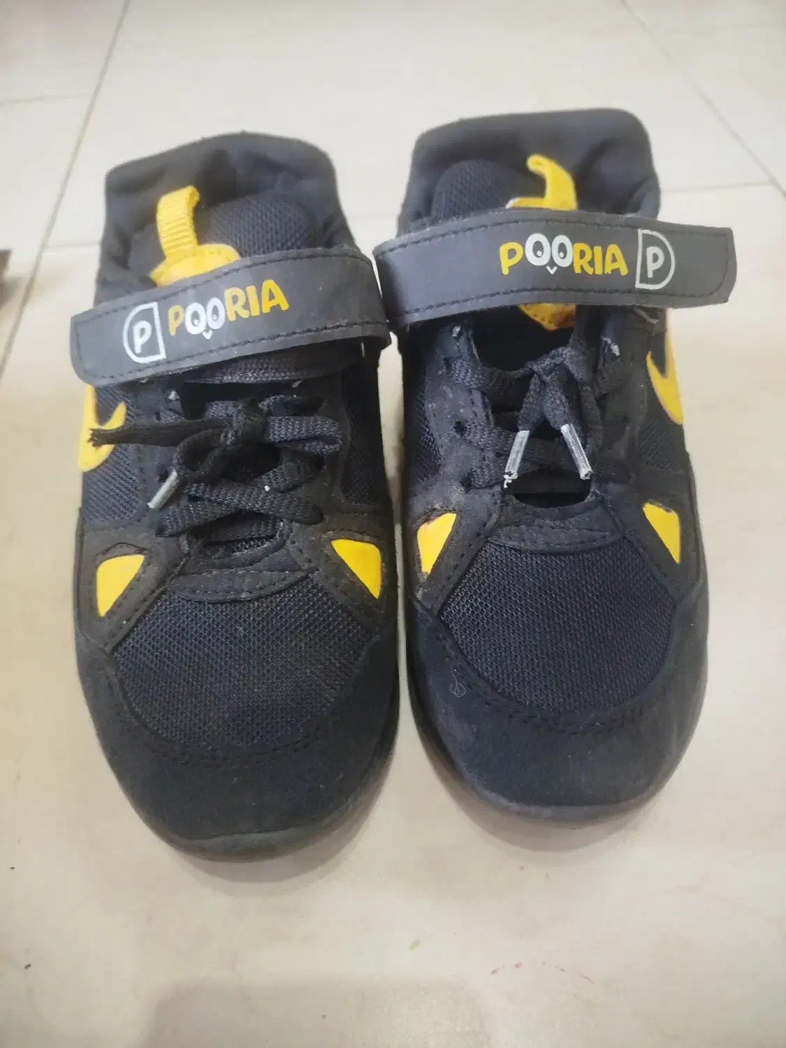 کفش پسرانه|کفش و لباس بچه|بومهن, |دیوار