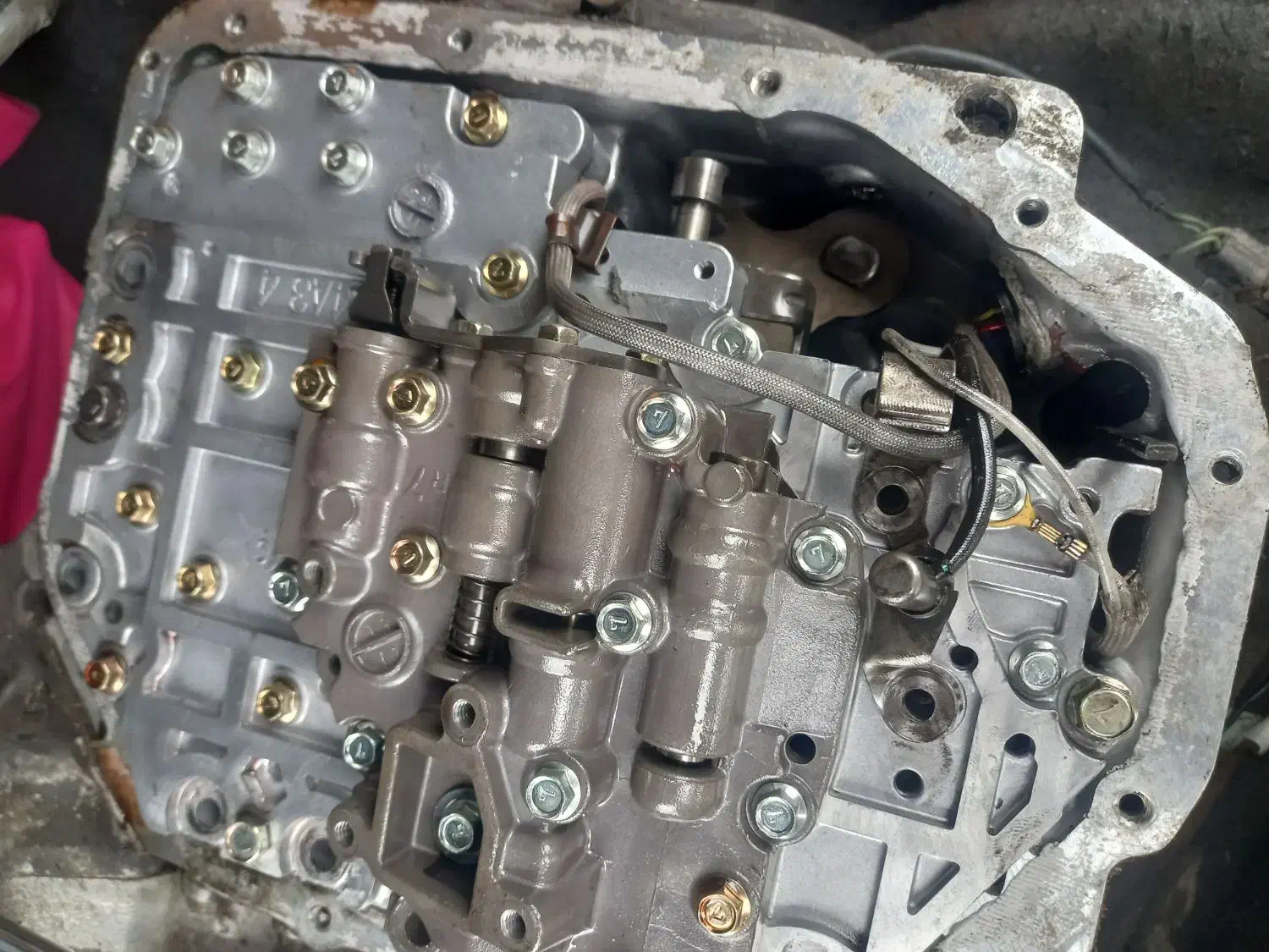 لوازم یدکی میتسوبیشی گالانت|قطعات یدکی و لوازم جانبی|رشت, منظریه|دیوار