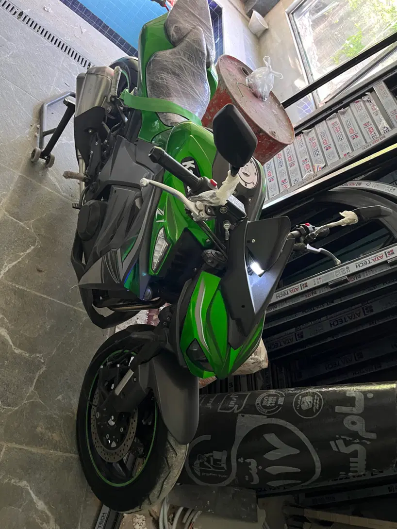بلنتا طرح z1000 Kawasaki|موتورسیکلت|تهران, بوستان چیتگر|دیوار