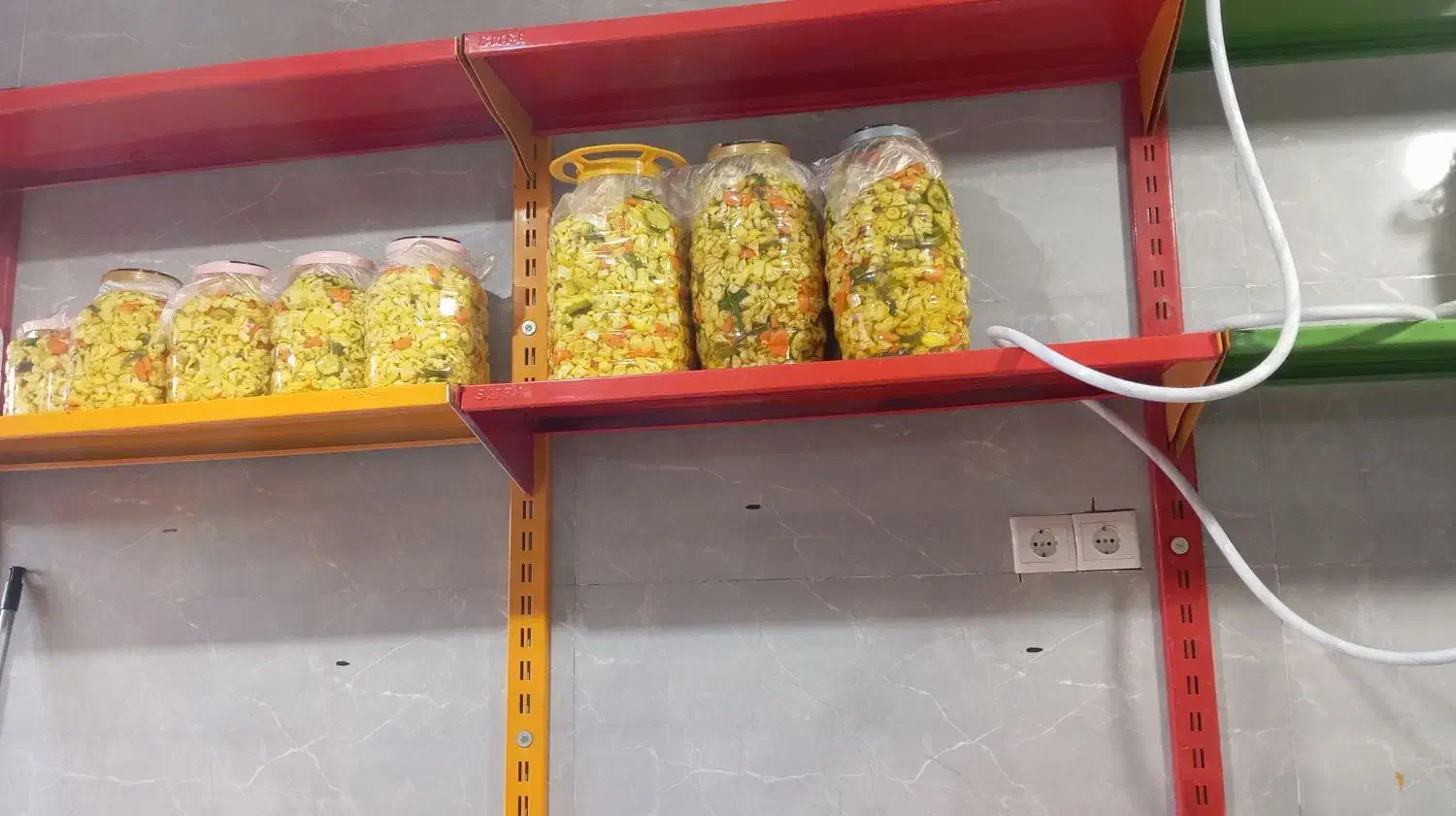 ترشی محلی بسیار خوشمزه|عمده‌فروشی|سروآباد, |دیوار