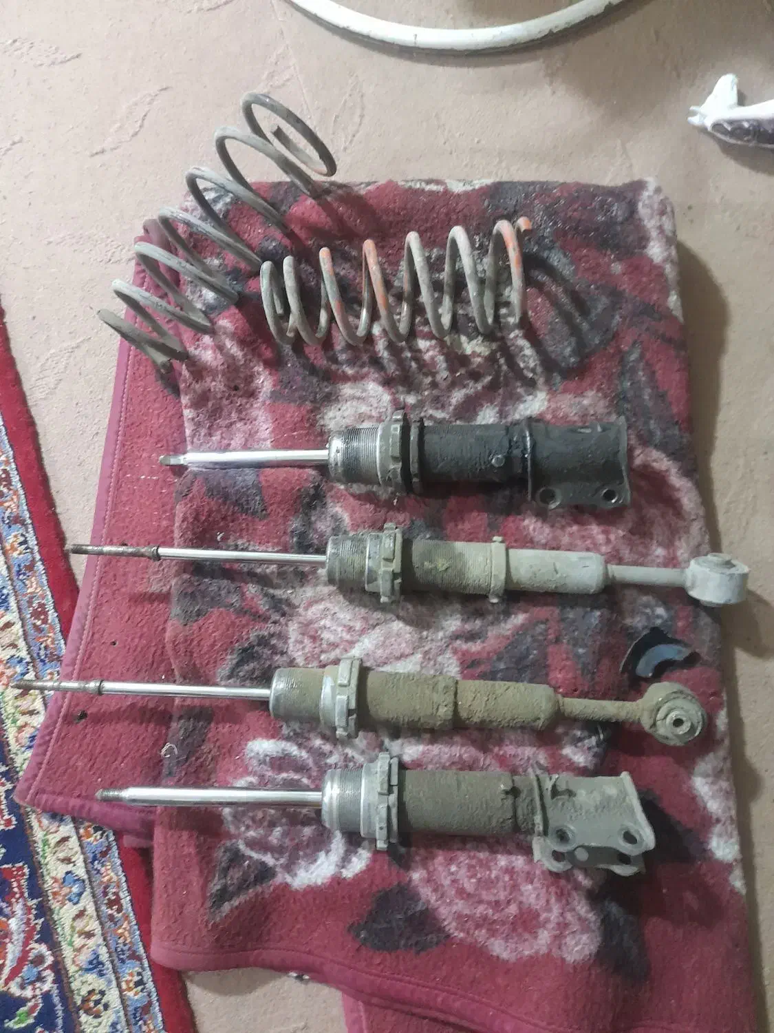 چهار عدد کمک فنر رکلاژی پیراد|قطعات یدکی و لوازم جانبی|کرمانشاه, |دیوار