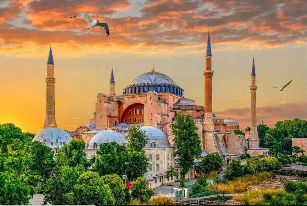 وان استانبول آنتالیا ارمنستان مشهد کیش تایلند چین|تور و چارتر|تهران, بلوار کشاورز|دیوار