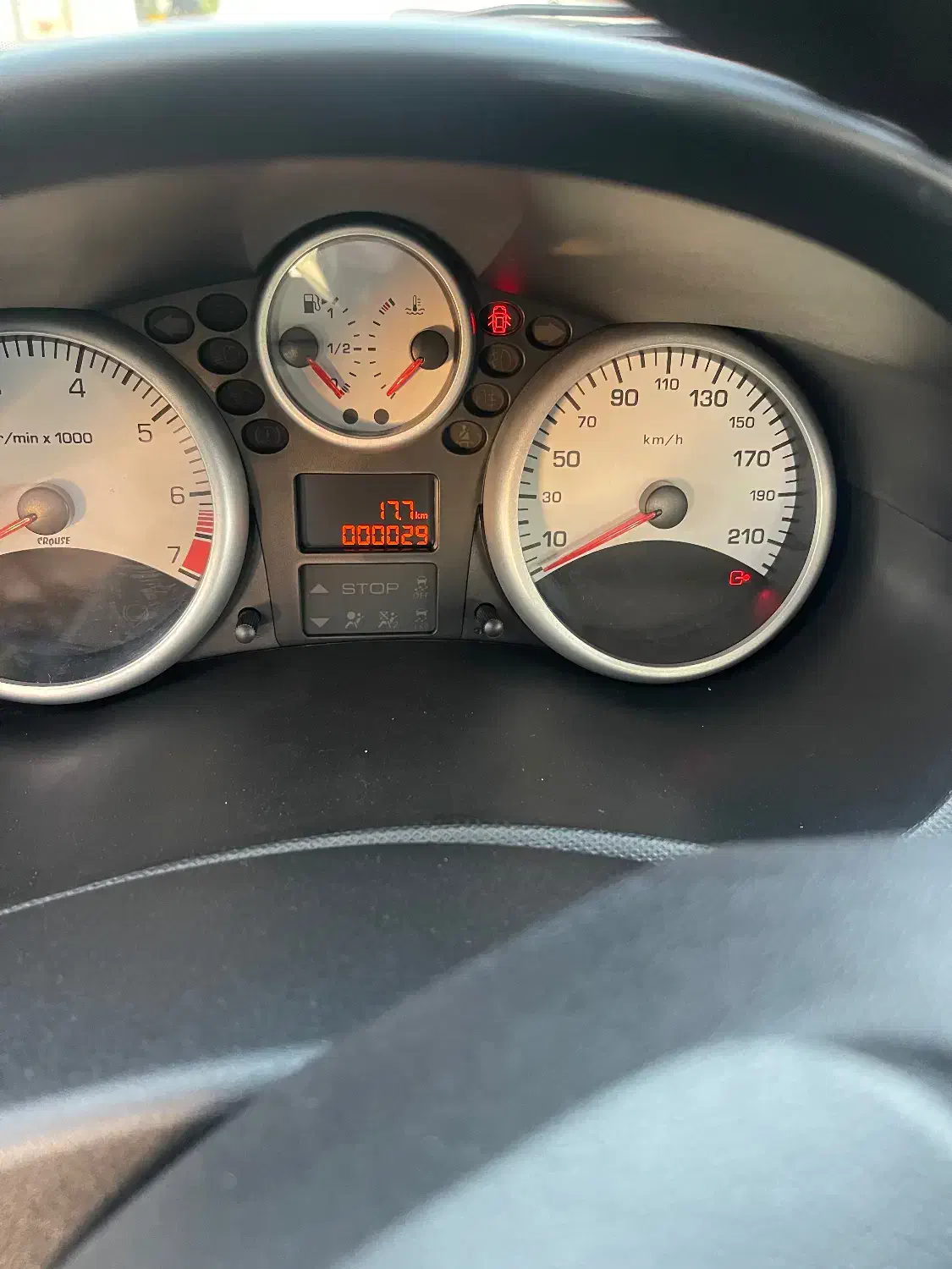 پژو ۲۰۷|خودرو سواری و وانت|سنندج, |دیوار