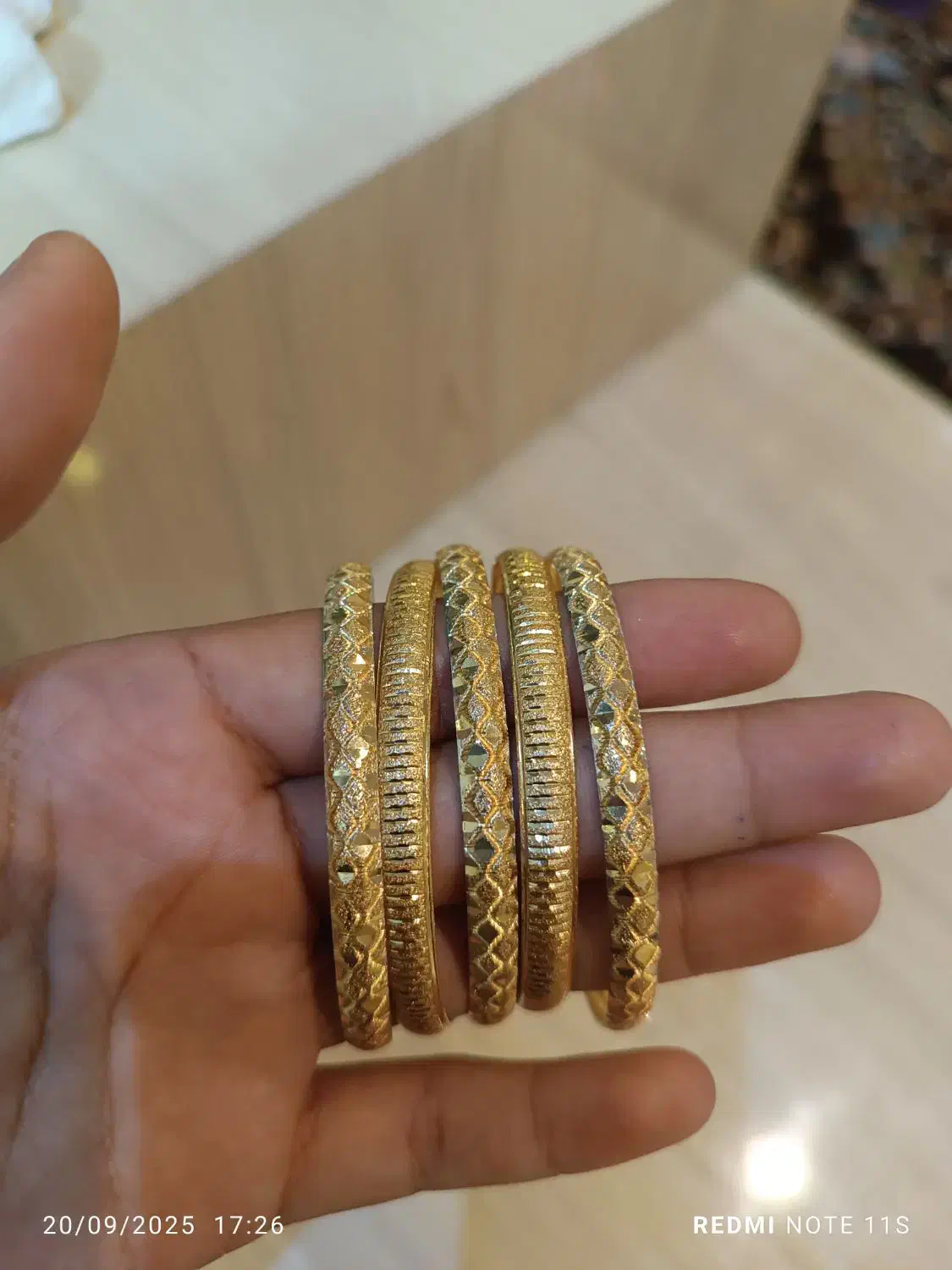 طلا روس|بدلیجات|تربت‌حیدریه, کاشانی|دیوار
