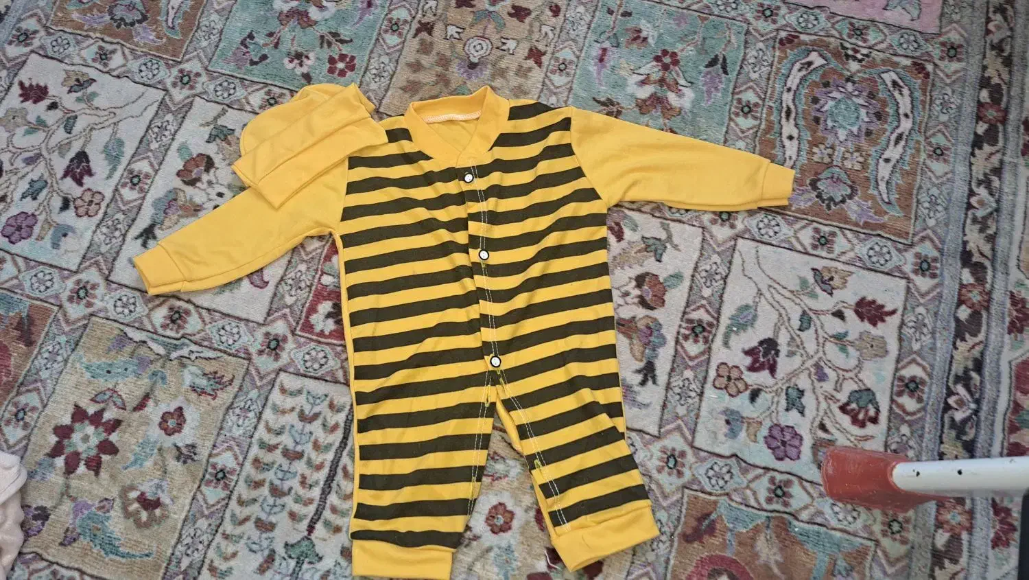 لباس بچه گانه|کفش و لباس بچه|دامغان, |دیوار