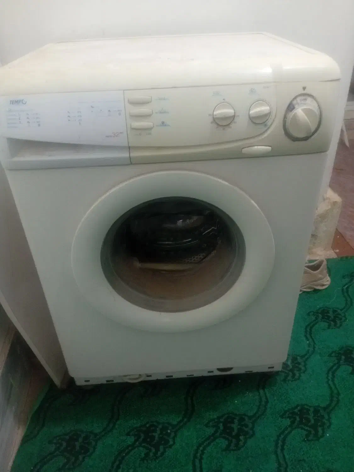 سلام در حد|ماشین لباسشویی و خشک‌کن لباس|قم, قلعه کامکار|دیوار