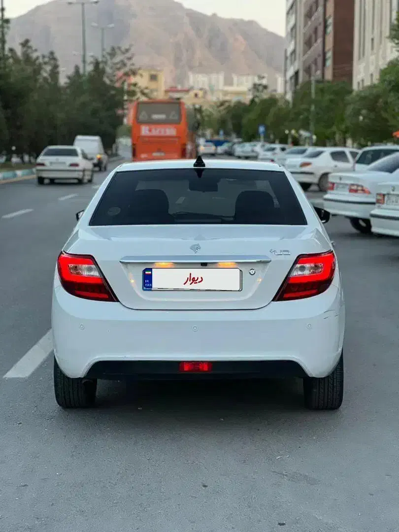 دنامدل ۴۰۲ دنده|خودرو سواری و وانت|اصفهان, کوی ولی عصر|دیوار