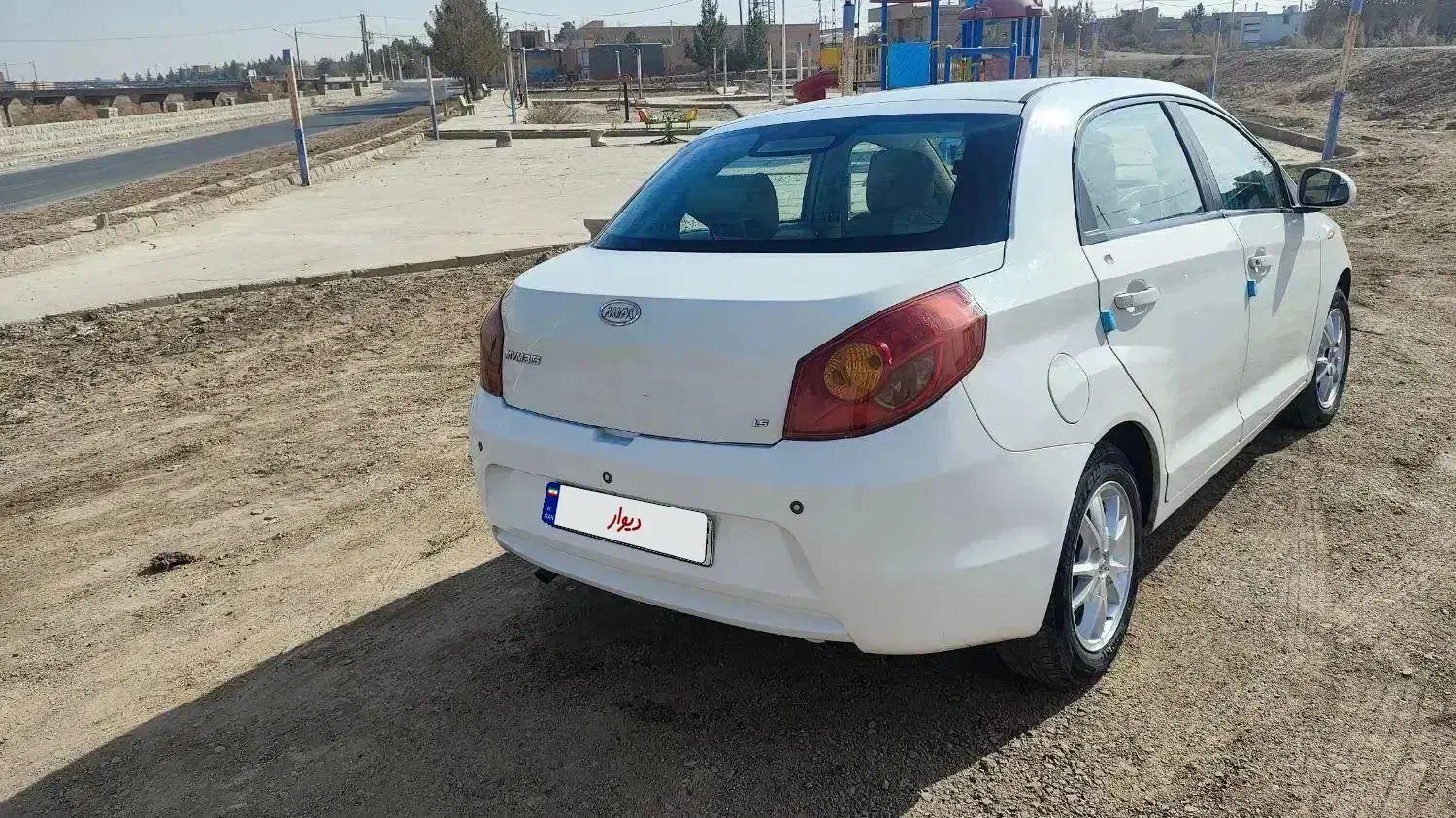 Mwm315صندوقدار|خودرو سواری و وانت|اصفهان, کوی امیریه|دیوار