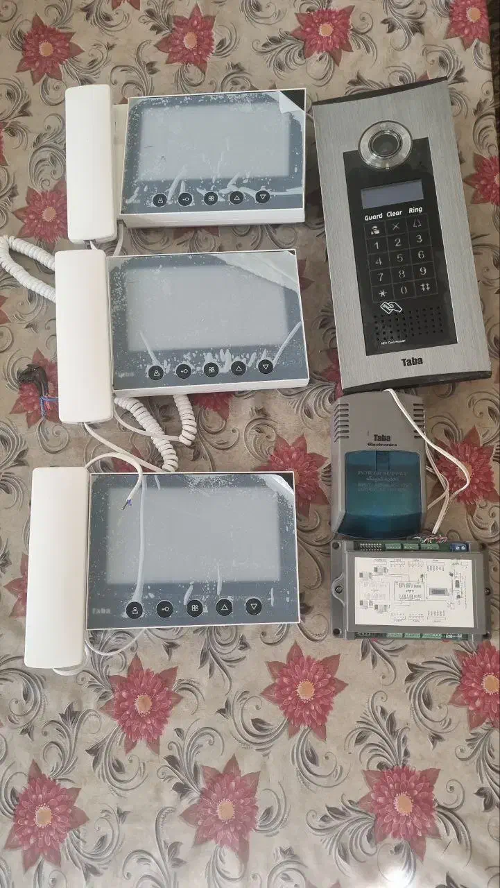 ایفون کدینگ تابا همراه با مانیتور|دوربین مداربسته|اصفهان, قائمیه|دیوار